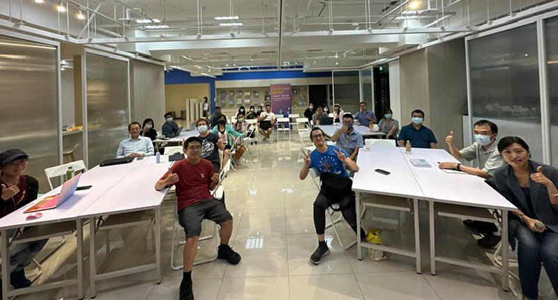 新北市青年局青職基地「教你用ChatGPT寫程式」講座